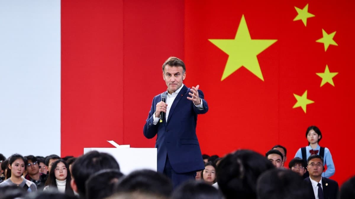 ماکرۆن داوای یەکگرتوویی ئەوروپا و ئەمریکا دەکات