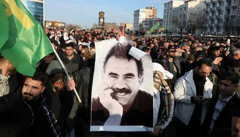 ئاکپارتی بۆ ئاڤا: کەسانێک هەن هەوڵدەدەن پرۆسەی ئاشتیی ژەهراوی بکەن