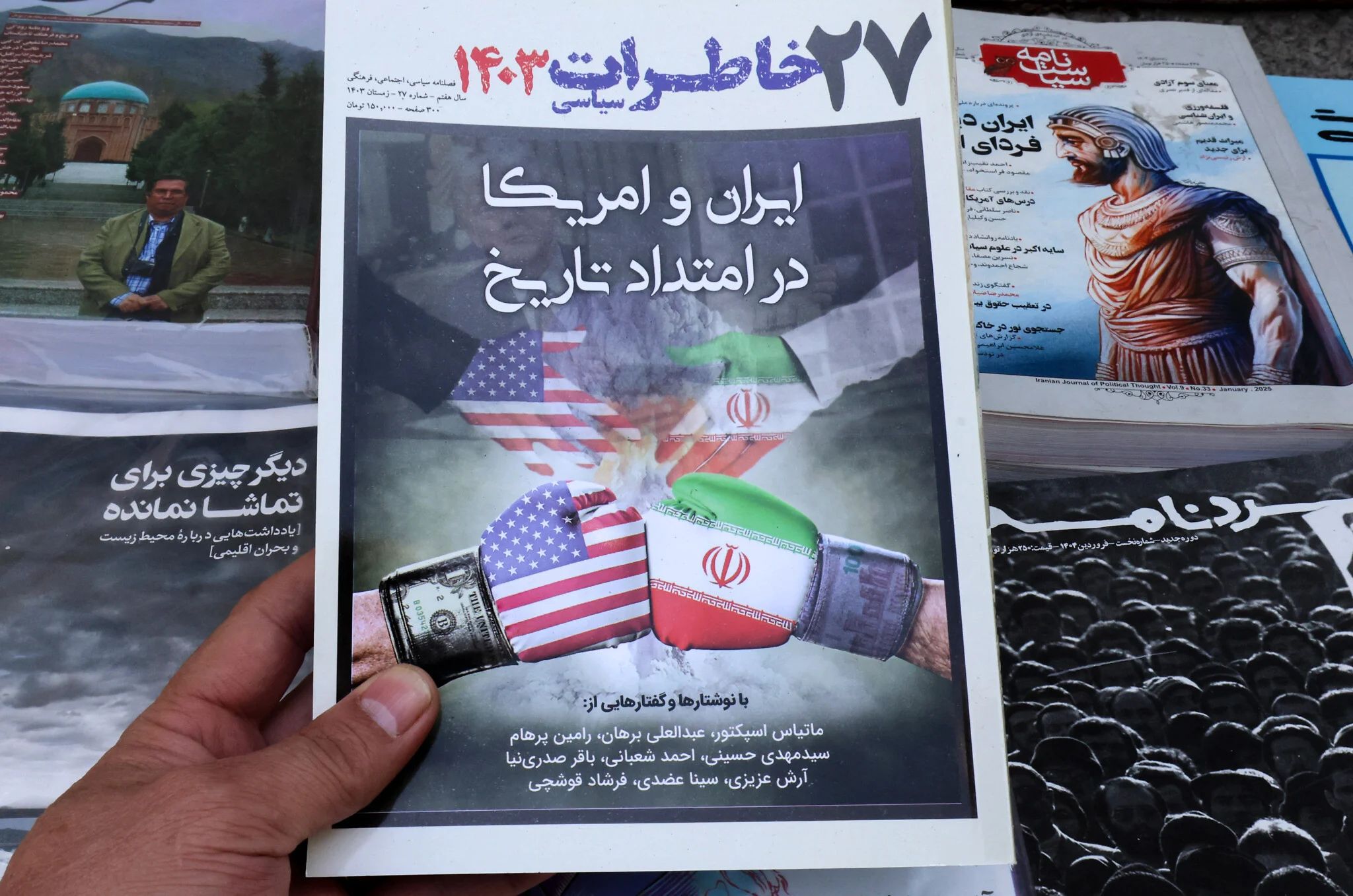 ئێران: مێزی دانوستان چۆڵ ناکەین