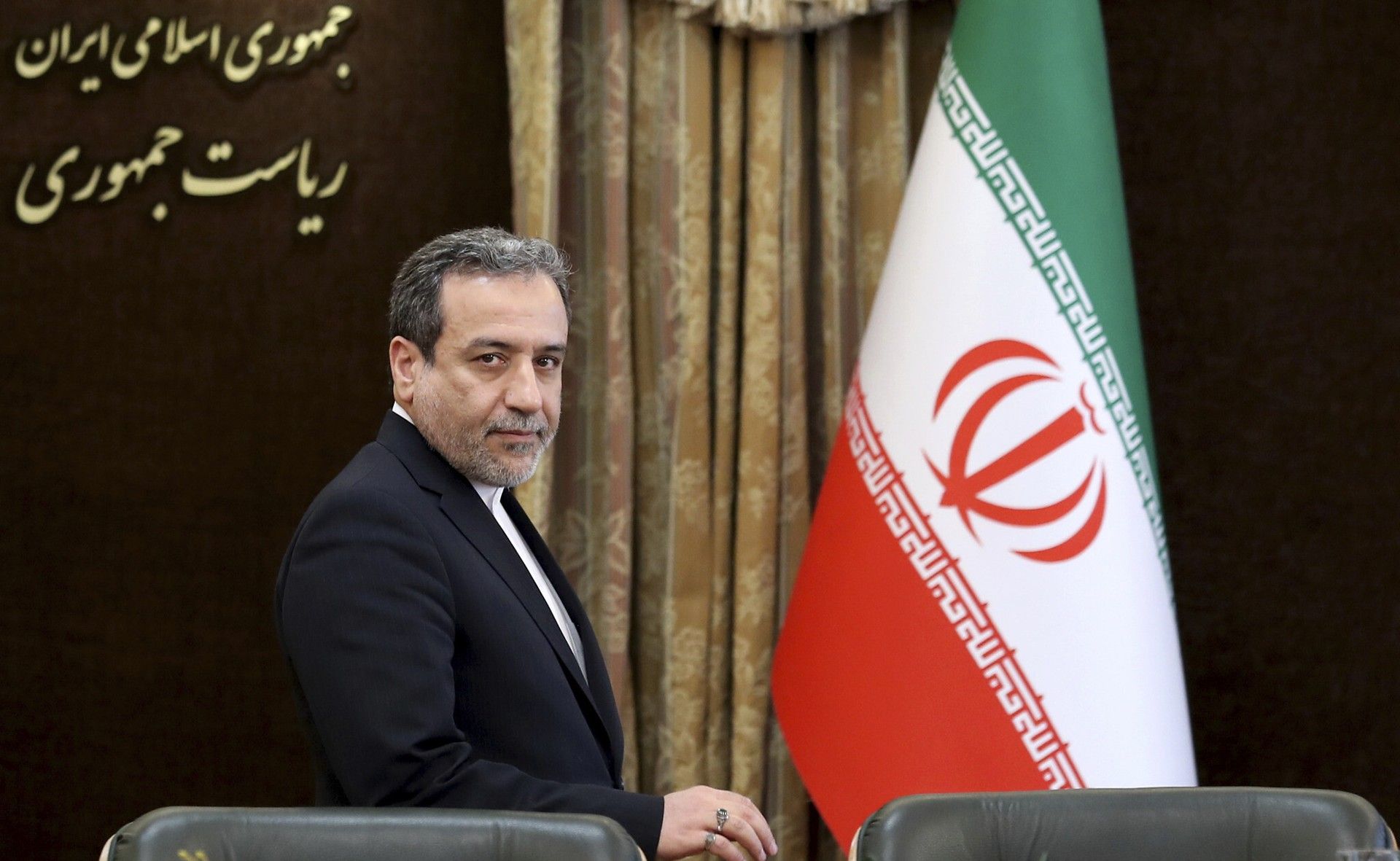 عێراقچی: هێرشەکانی ئەمریکا بۆ سەر دامەزراوە ئەتۆمییەکانی ئێران و لێکەوتەی خراپیان دەبێت