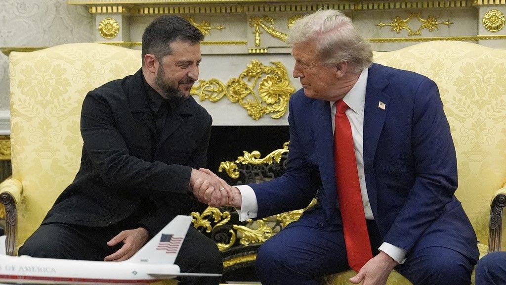 ترەمپ و زێلێنسکی لە کۆشکی سپی کۆبوونەوە؛ "ئاشتی بەردەواممان دەوێت"