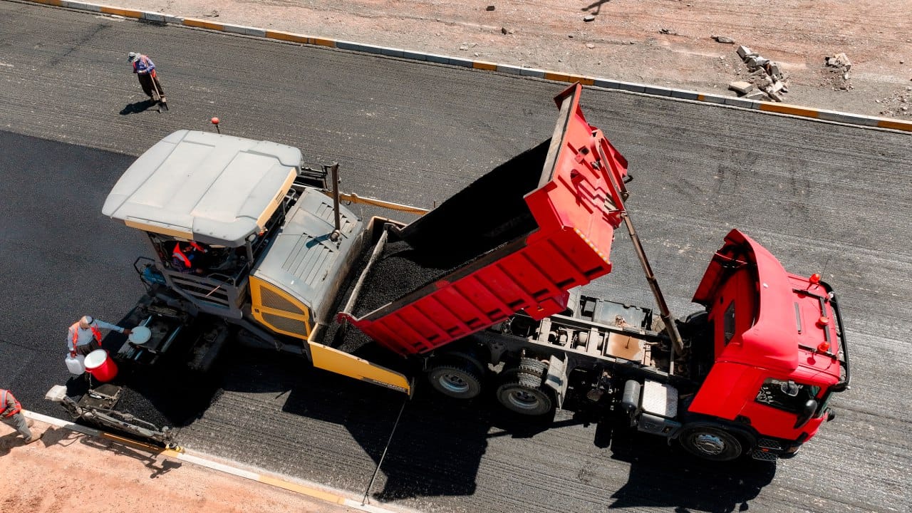 بە گوژمەی دوو ملیار دینار شەقامە ناوخۆییەکانی  کەلەکچی قیرتاو دەکرێن