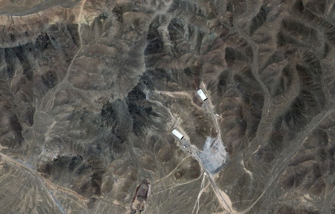 ڕۆژنامەیەکی ئەمریکی: ئەگەر ئێران لە سەرپێچییە ئەتۆمییەکان بەردوام بێت دووبارە هێرشی دەکرێتەوە سەر