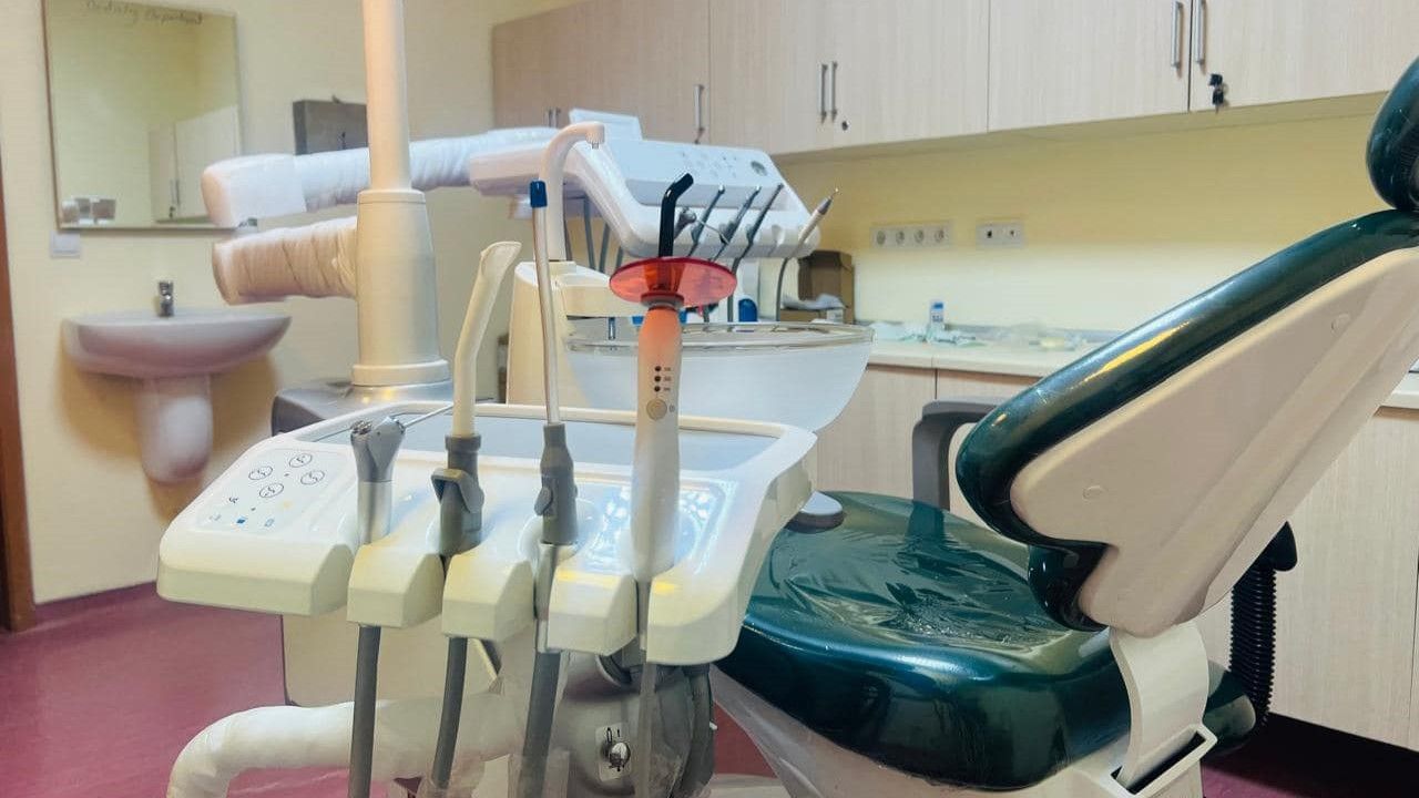 لە هەولێر 12 نۆرینگە و سەنتەری ددان دادەخرێن