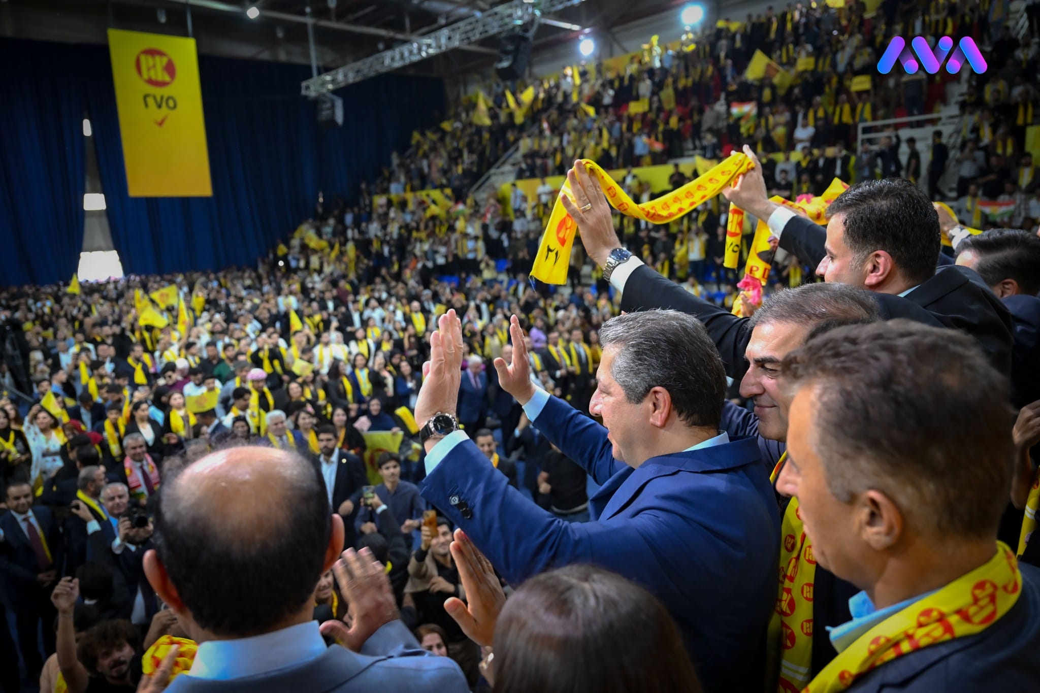 پارتی لە زاخۆ کەرنەڤاڵێکی گەورەی جەماوەری ئەنجام دەدات