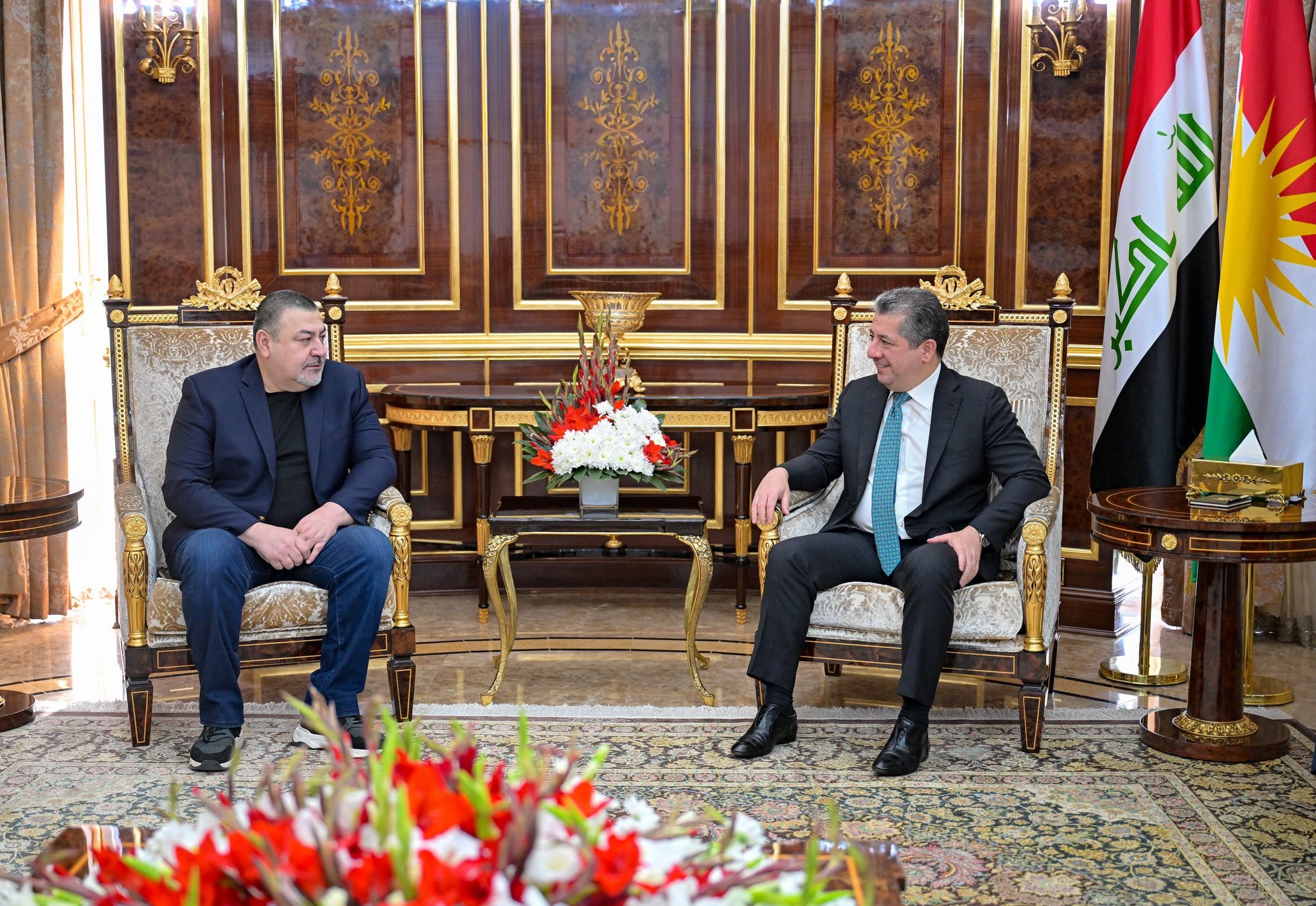 مەسرور بارزانی و ئەمینداری گشتیی کۆنگرەی نیشتمانیی عێڕاق گفتوگۆیان لەبارەی مووچەی خەڵکی کوردستان کرد