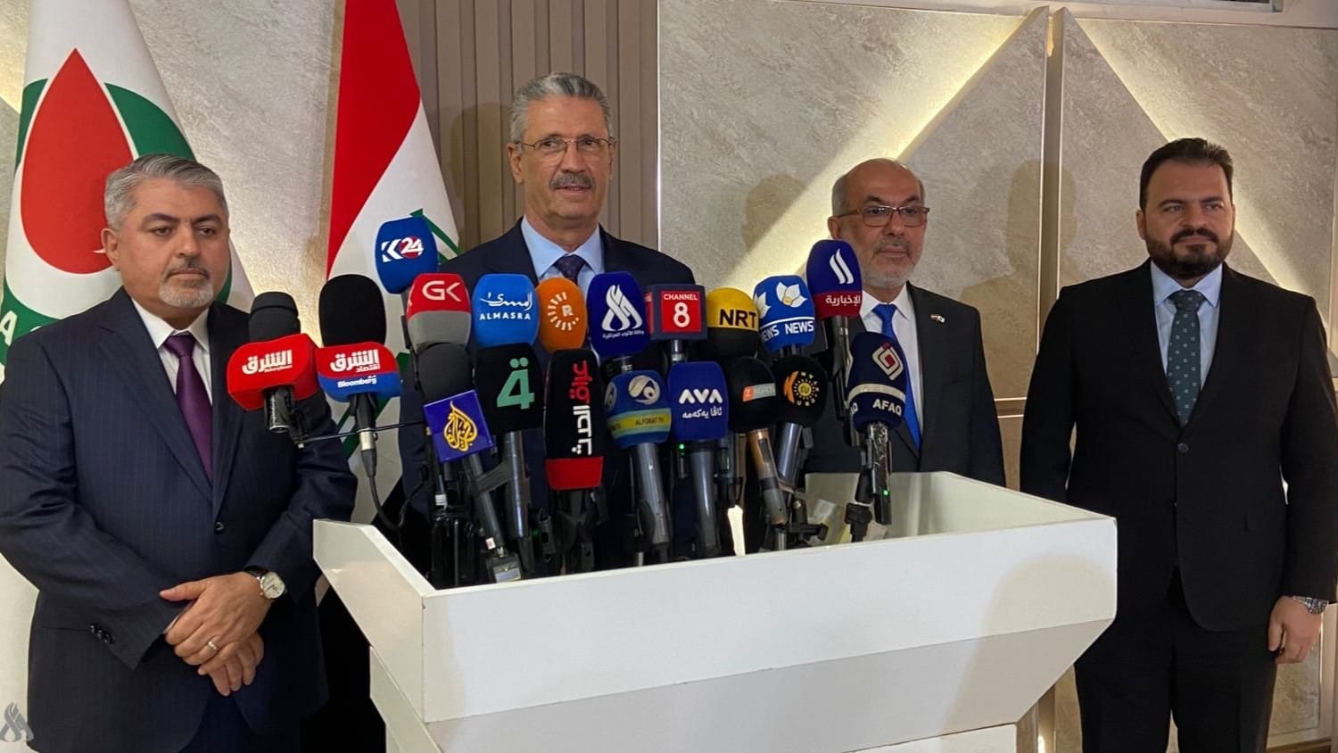 وەزیری نەوتی عێراق: نەوت لە 12 کێڵگەی هەرێمی کوردستانەوە هەناردە دەکەین