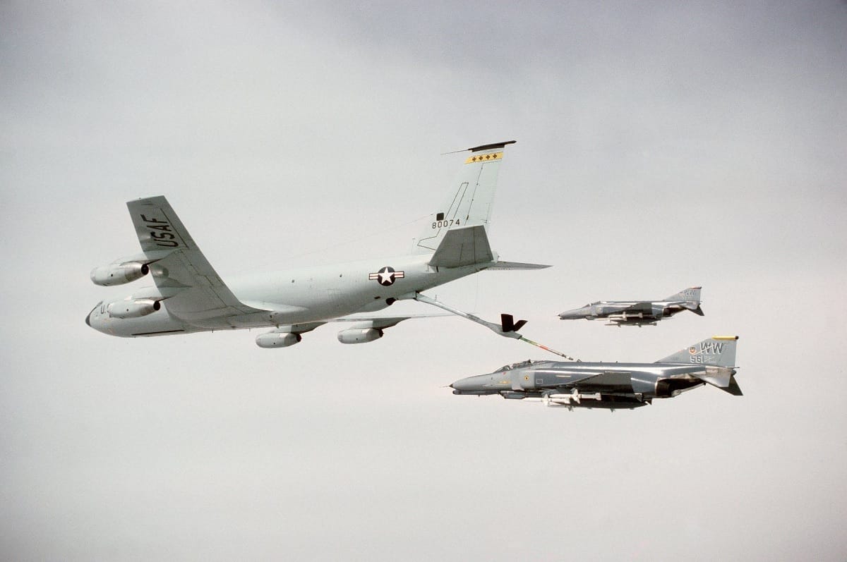 ئەمریکا کاروانێک فڕۆکەی پڕکردنەوەی سووتەمەنی لە ئاسمان ڕەوانەی ئەوروپا دەکات