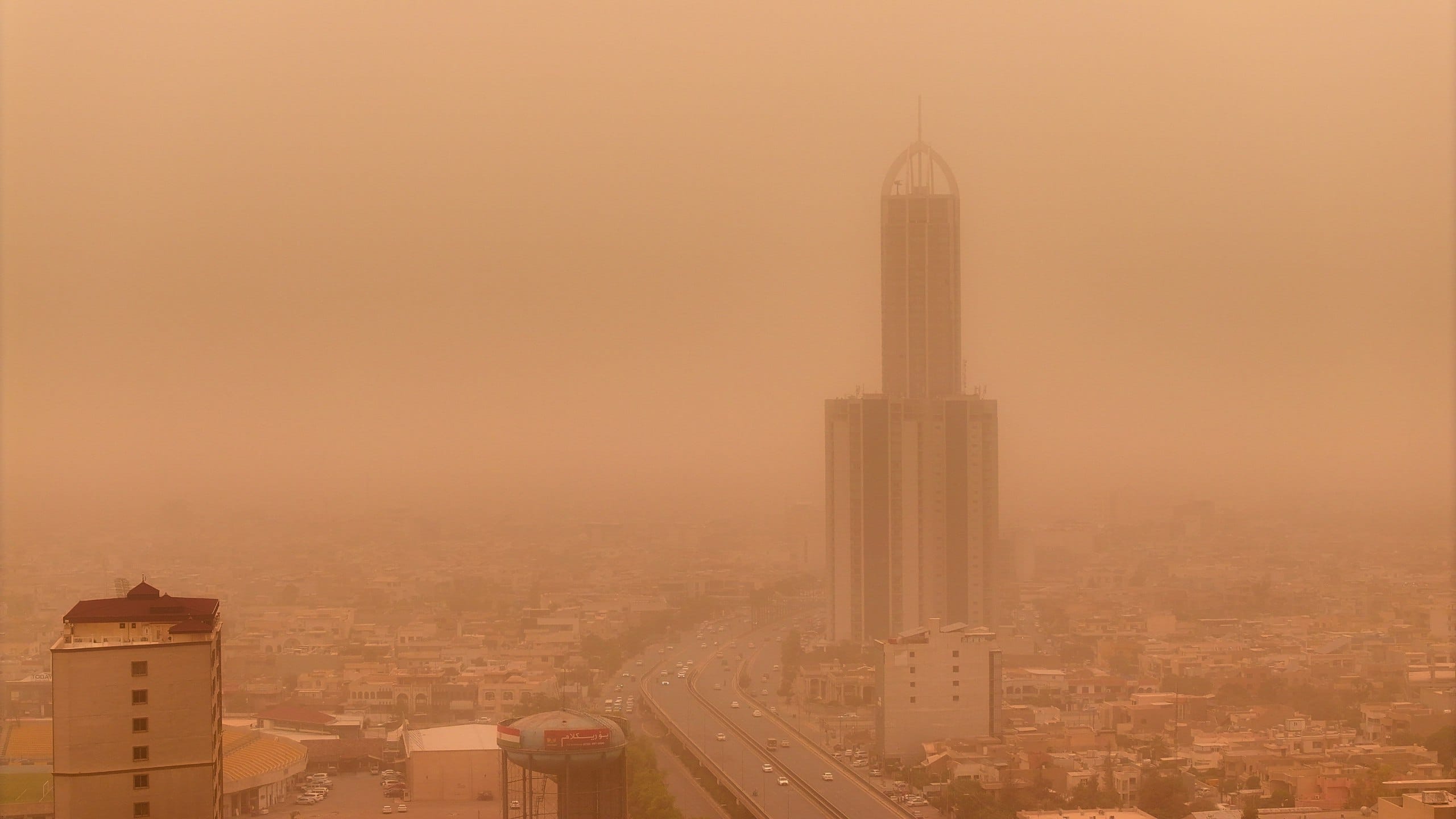 لە ساڵێکدا 300 ڕۆژ خۆڵبارین؛ بە بیابانبوون، نەخۆشی، زیانی گەورە و ئاوارەیی