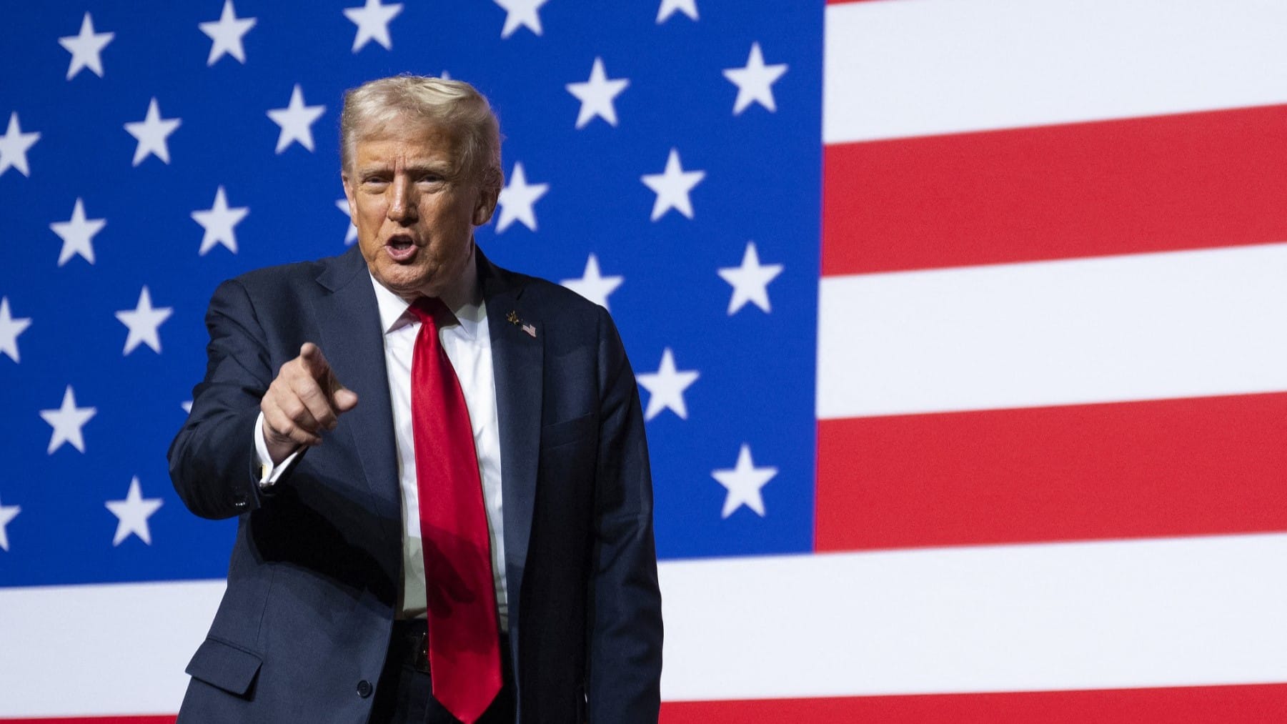 دۆناڵد ترەمپ هەڕەشەیەکی تووند ئاراستەی حەماس دەکات و دوا مۆڵەتیشیان پێدەدات