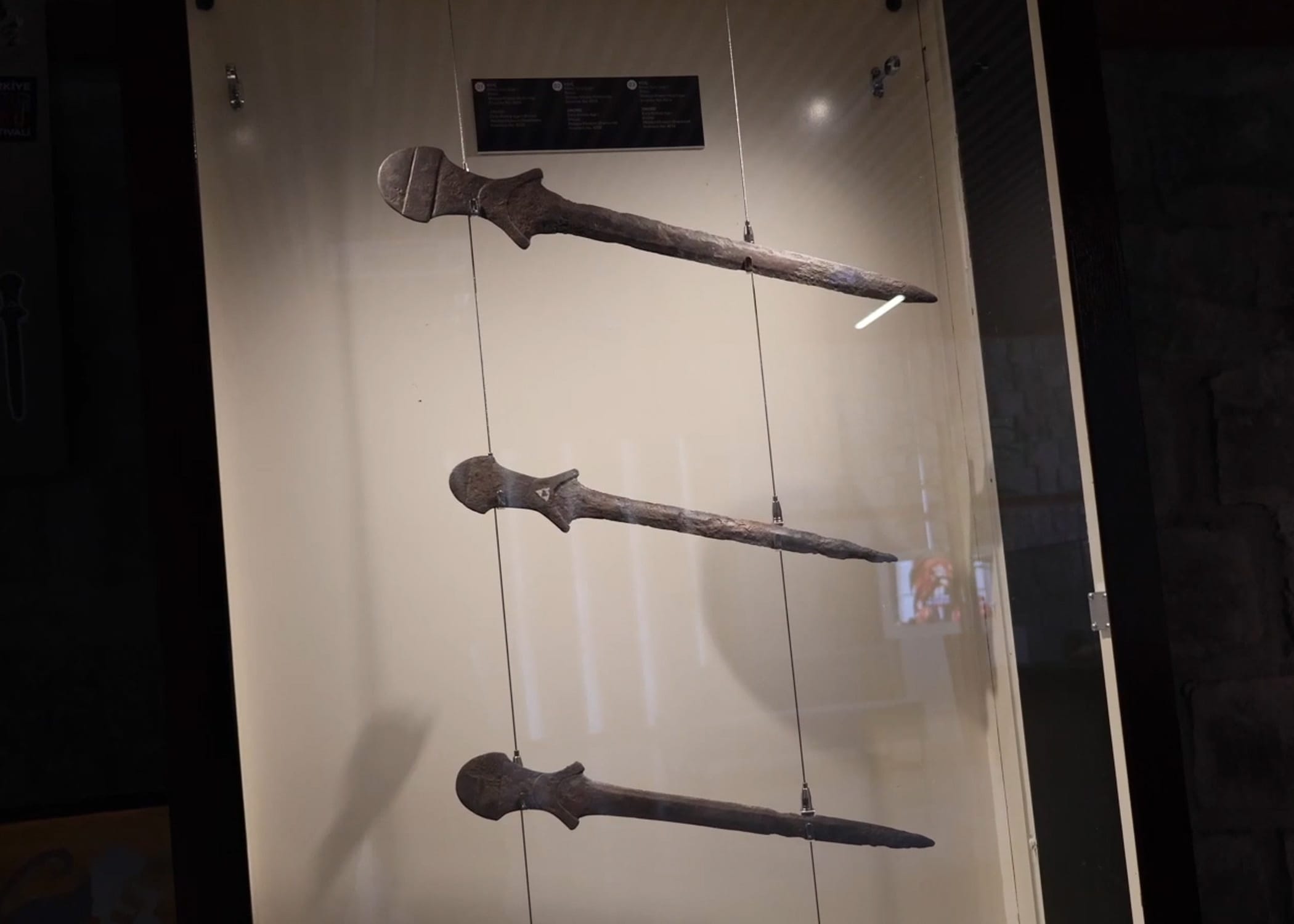 کۆنترین شمشێرەکانی جیهان لە باکووری کوردستان دۆزراونەتەوە