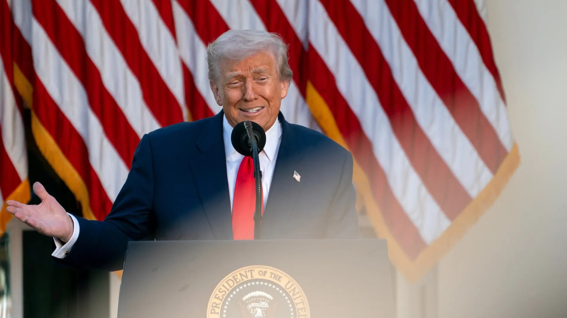 ترەمپ هەڕەشەی بڵاوەپێکردنی سوپا لە شاری سان فرانسیسکۆ دەکات