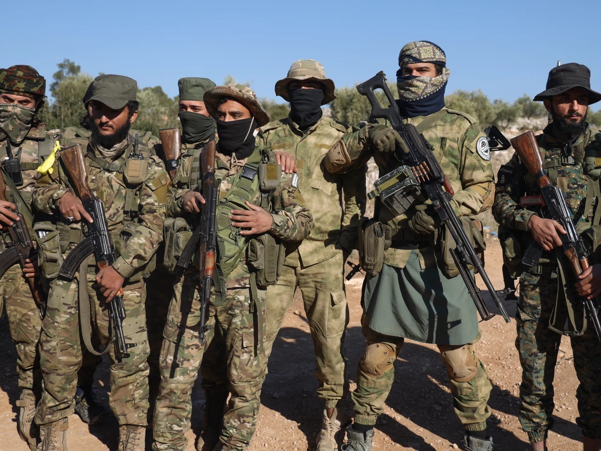 بەریتانیا گرووپی تەحریر شام لە لیستی تیرۆر دەردەهێنێت