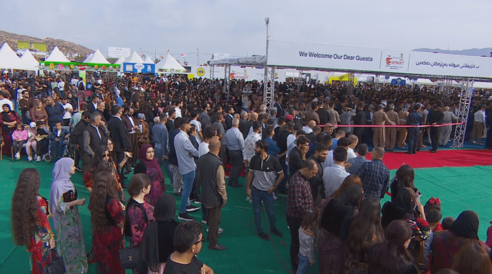 لە فێستیڤاڵی ساڵانەی بەرواری باڵا سەدان تۆن بەرهەمی سێو ساغ دەكرێتەوە