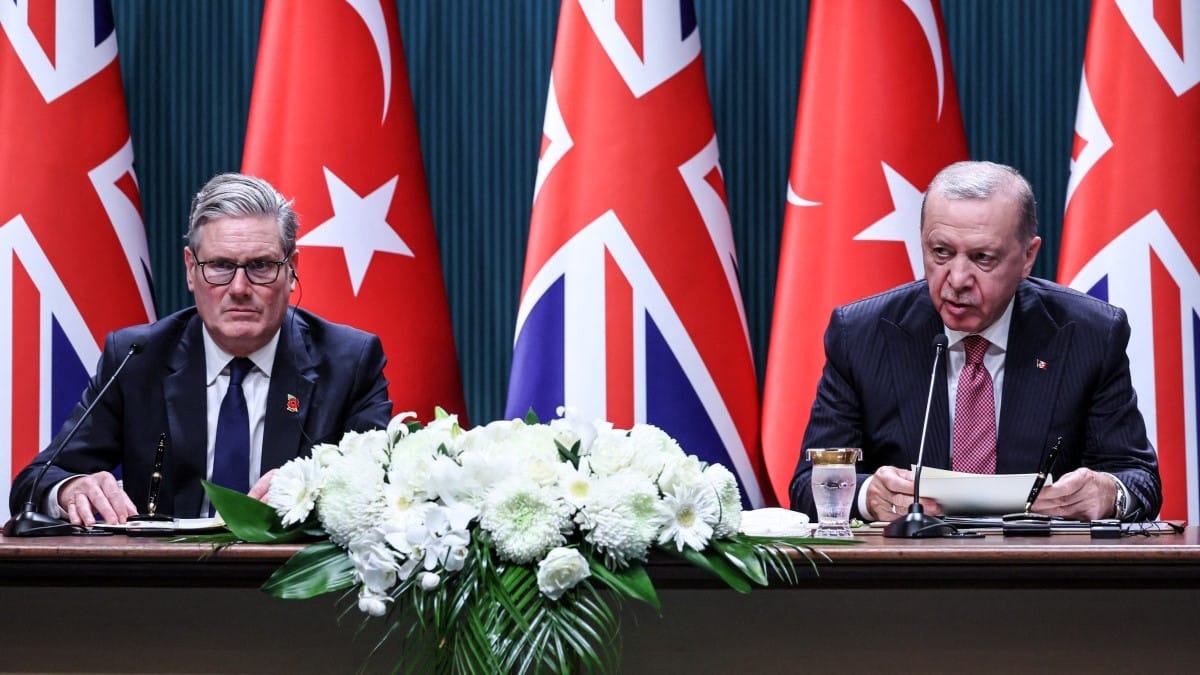 بە بەهای نزیکەی 11 ملیار دۆلار تورکیا فڕۆکە لە بەریتانیا دەکڕێت