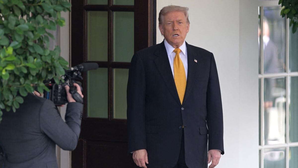 ترەمپ: دوو هەزار دۆلار وەک پاداشت دەدەین بە هاووڵاتیانمان