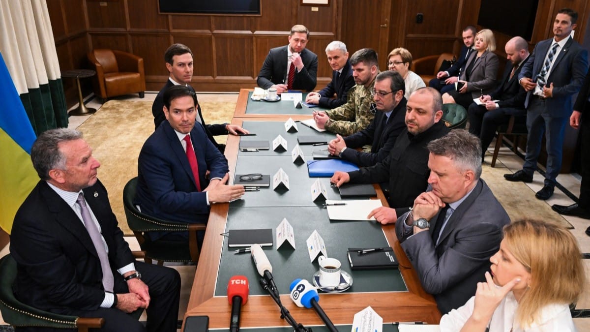 ترەمپ سەبارەت بە گەیشتن بە ئاشتی نێوان ڕووسیا و ئۆکرانیا گەشبینە