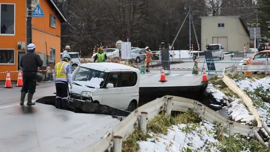 لە ئەنجامی بوومەلەرزەی ژاپۆن 30 کەس برینداربوون
